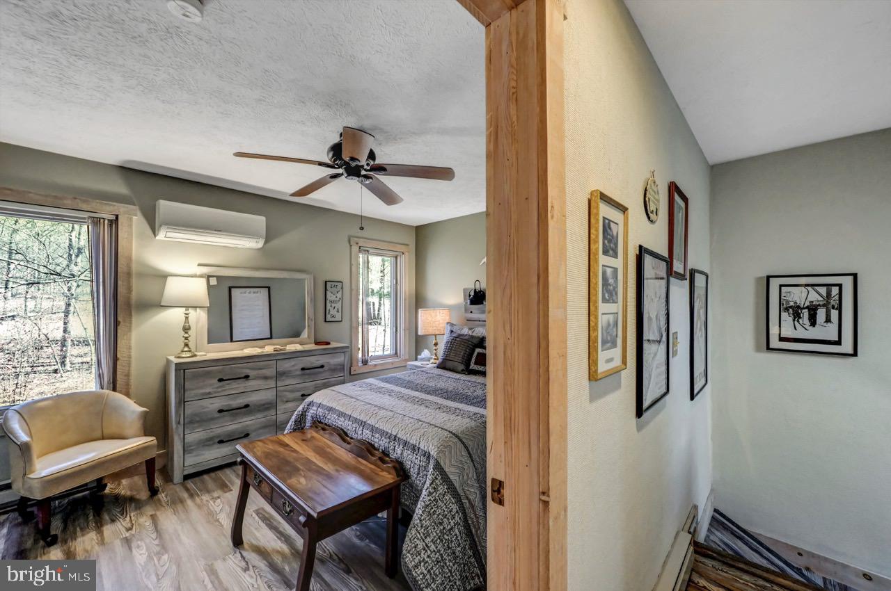 SNOW RIDGE VILLAGE - Residential