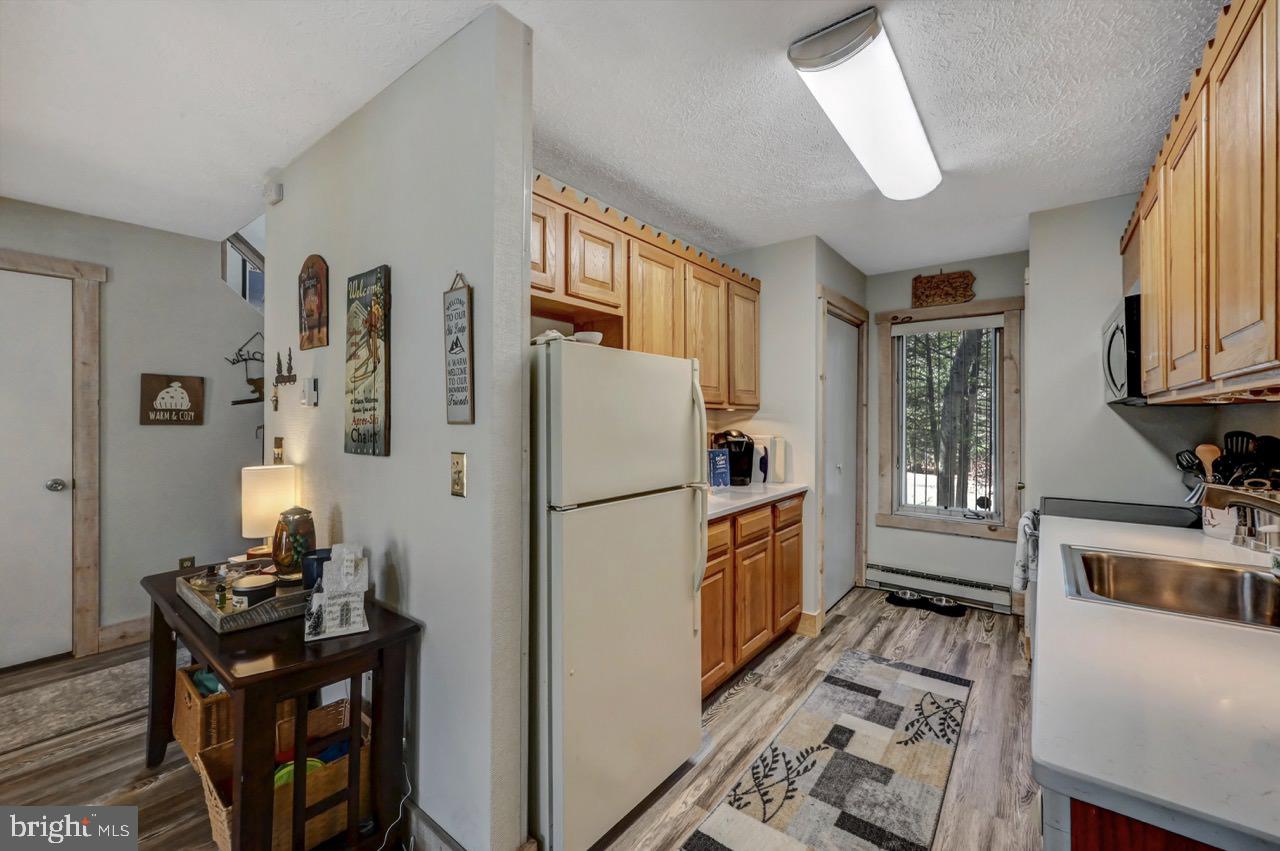 SNOW RIDGE VILLAGE - Residential