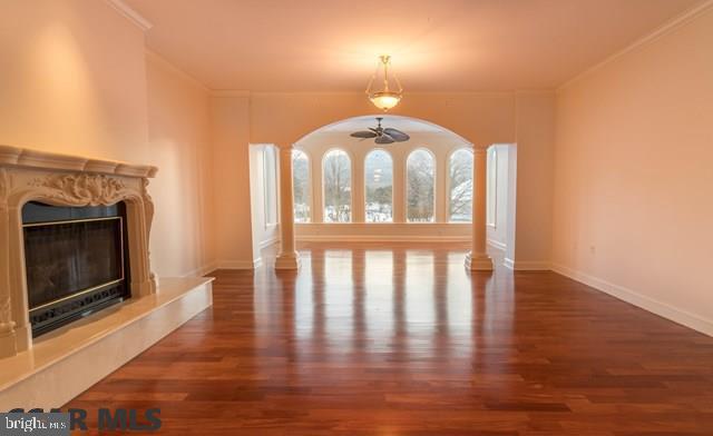 LAUREL HILLS - Residential