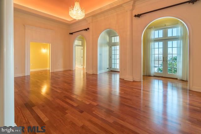 LAUREL HILLS - Residential