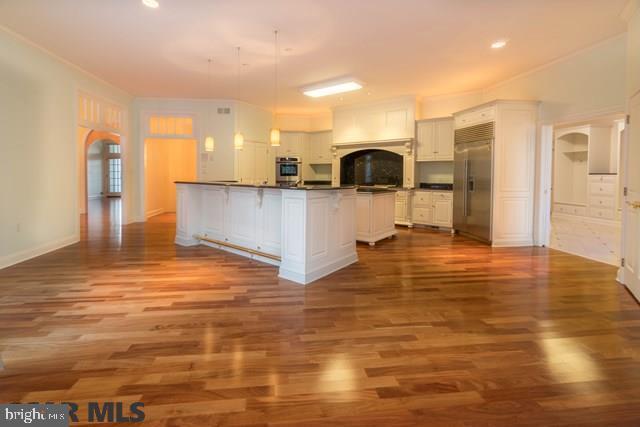 LAUREL HILLS - Residential