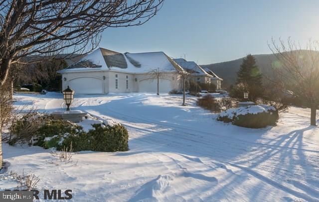 LAUREL HILLS - Residential