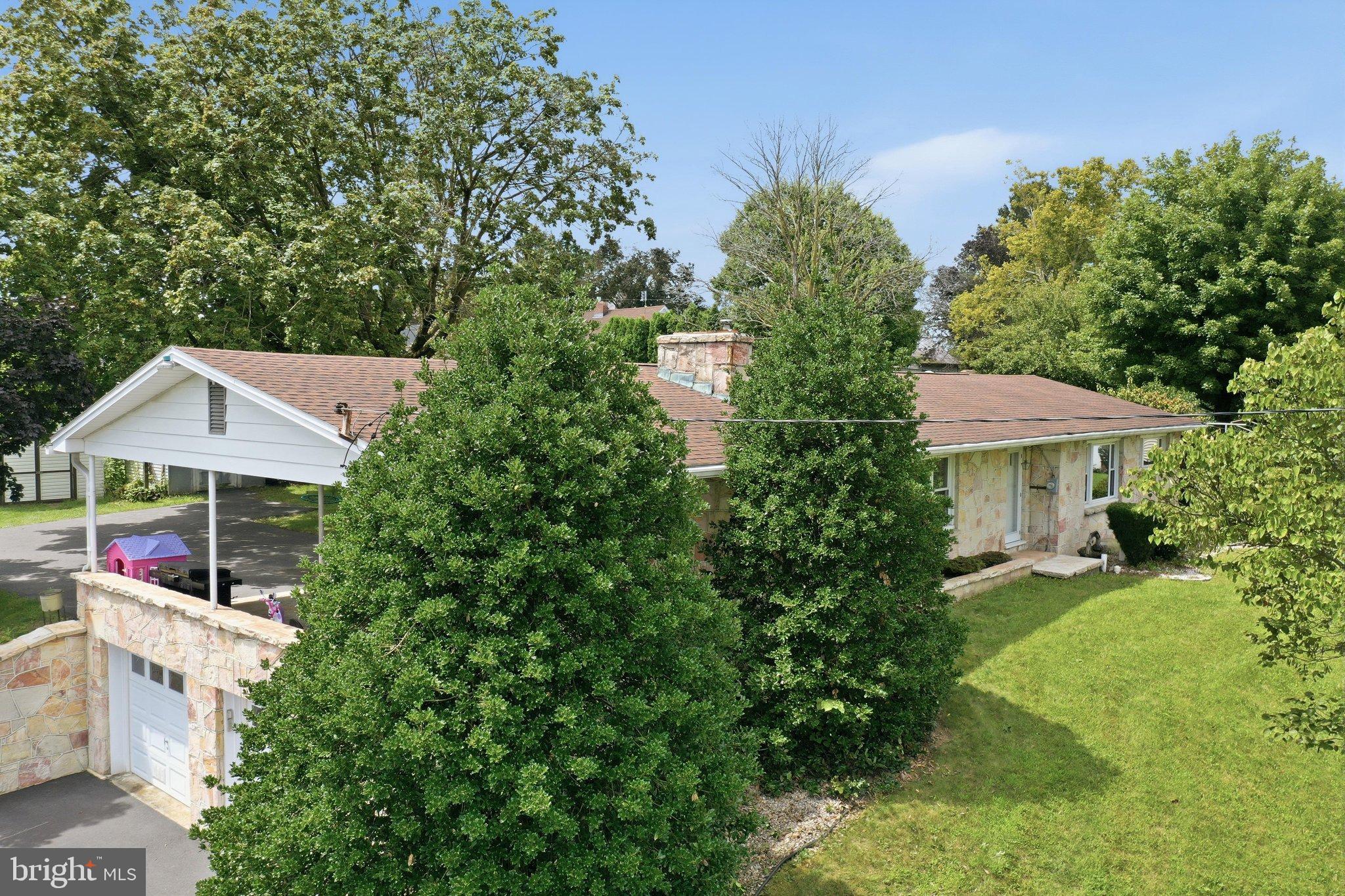 4560 BUCHANAN TRAIL EAST