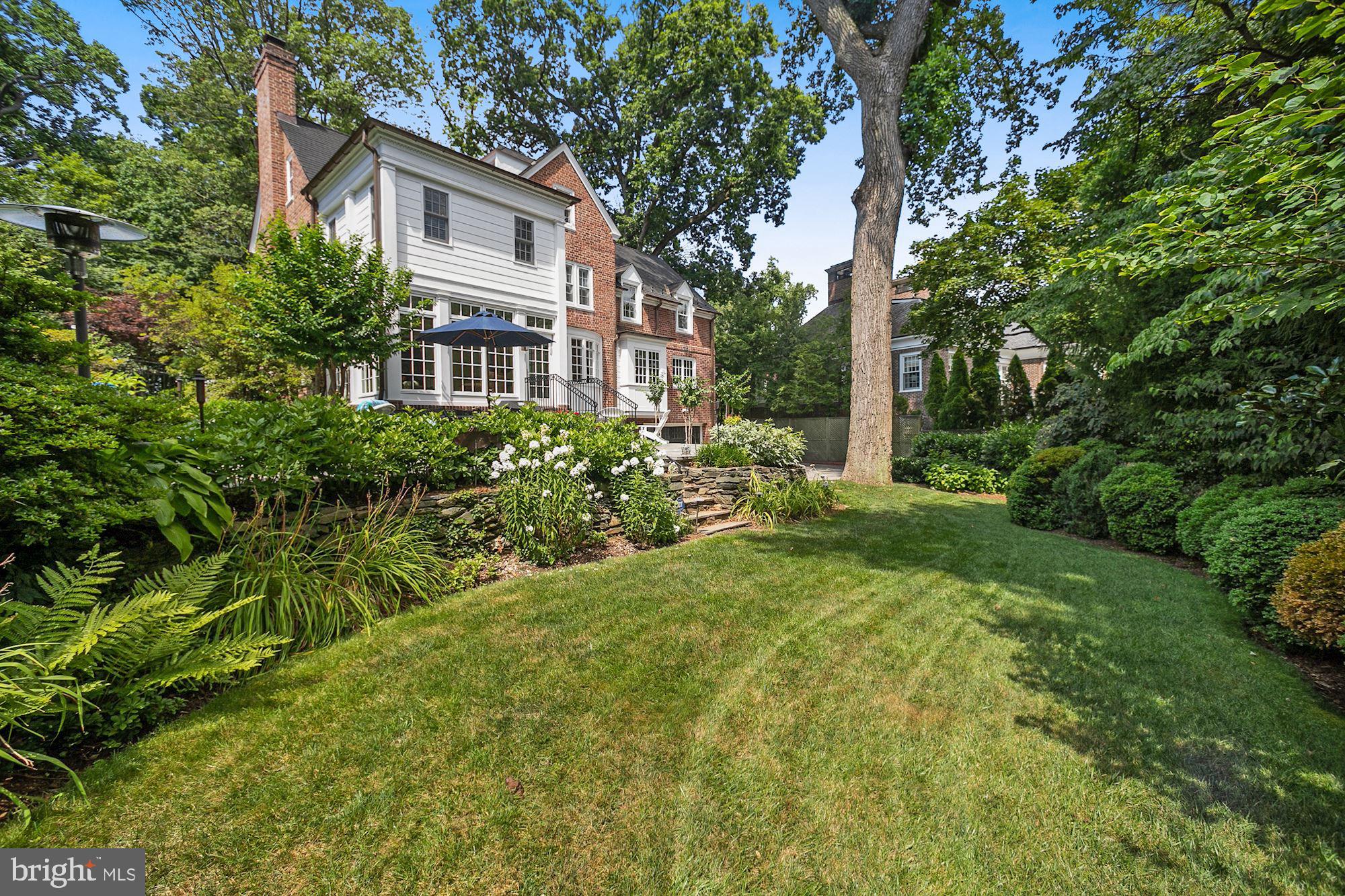 WESLEY HEIGHTS - Residential