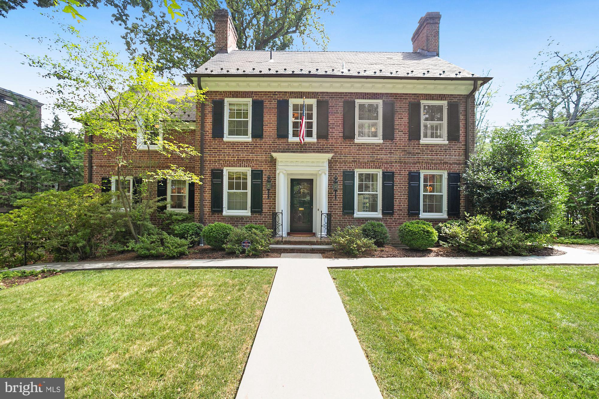 WESLEY HEIGHTS - Residential