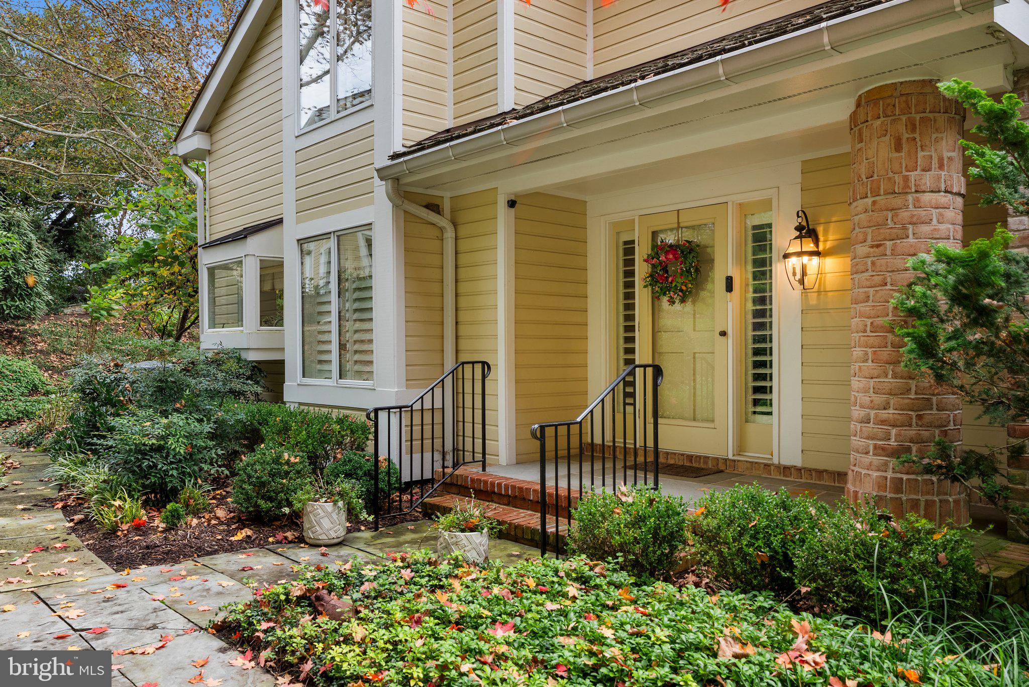 12 OLD BOXWOOD LANE