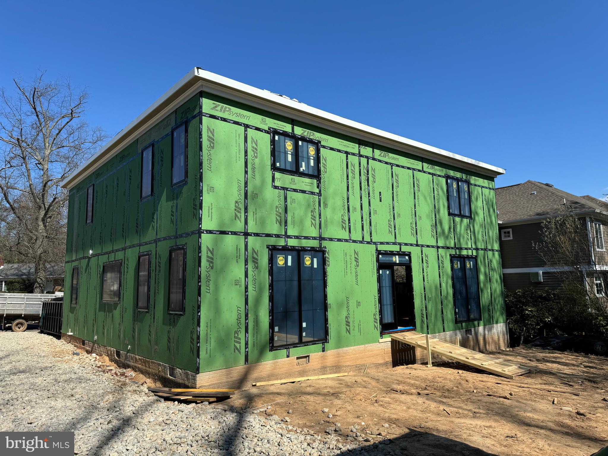 WILLIAMSBURG VILLAGE - Residential