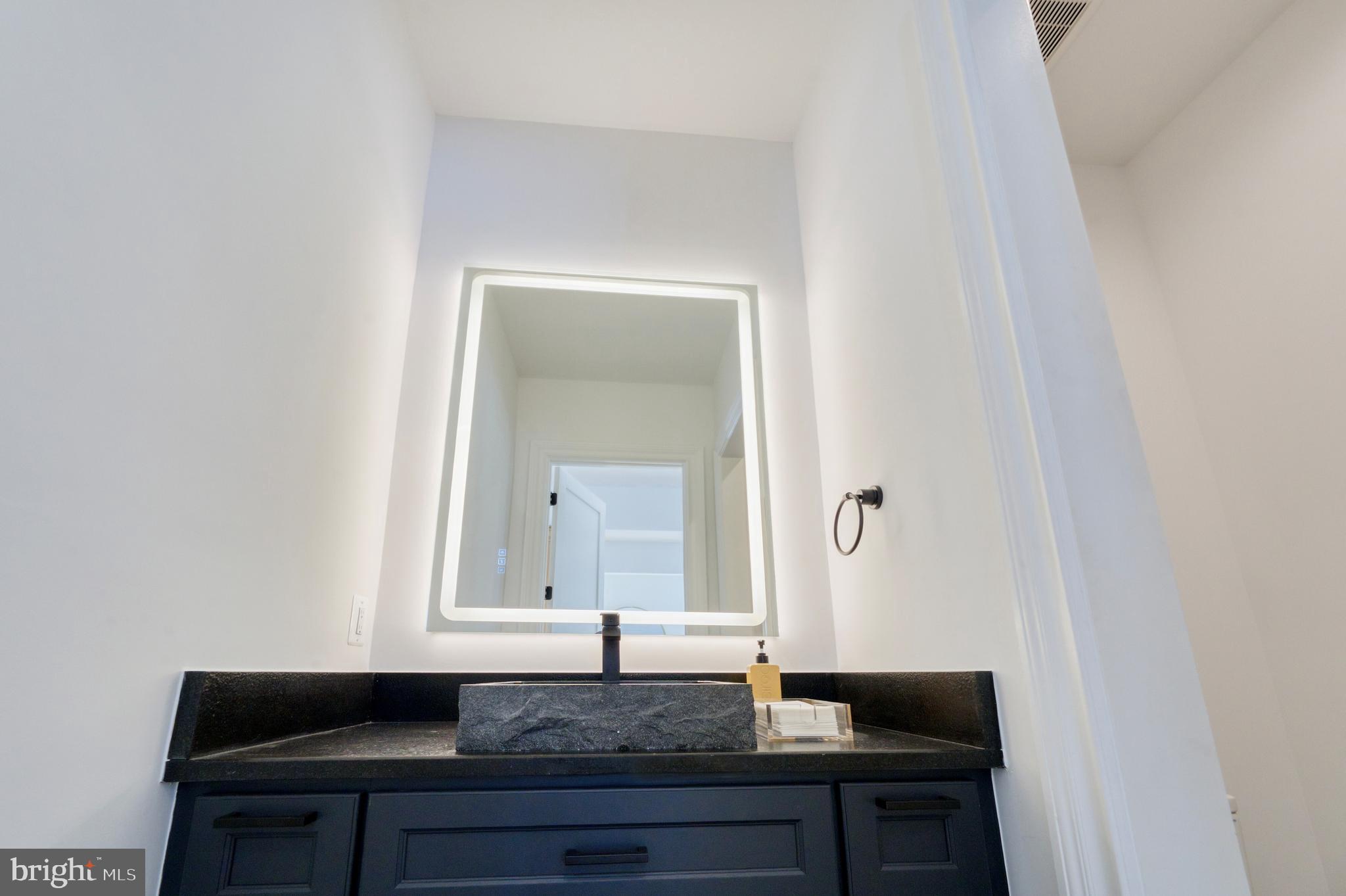 WILLIAMSBURG VILLAGE - Residential