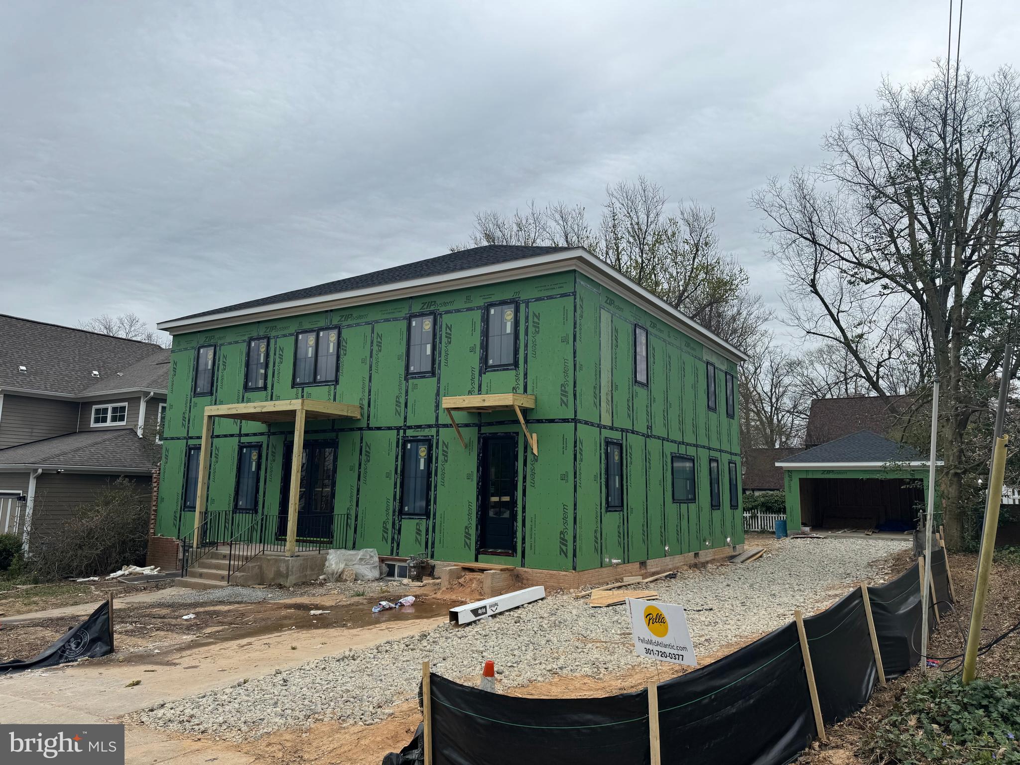 WILLIAMSBURG VILLAGE - Residential