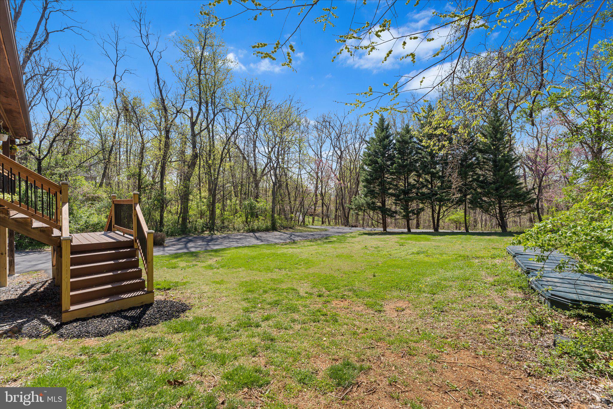 SHEN SHORES - Residential