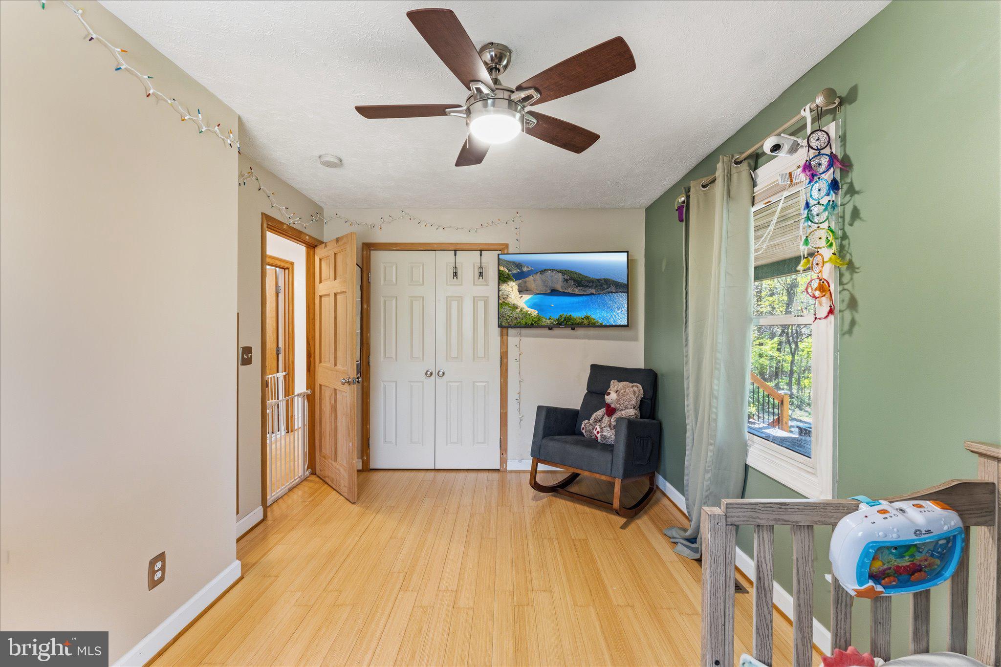 SHEN SHORES - Residential