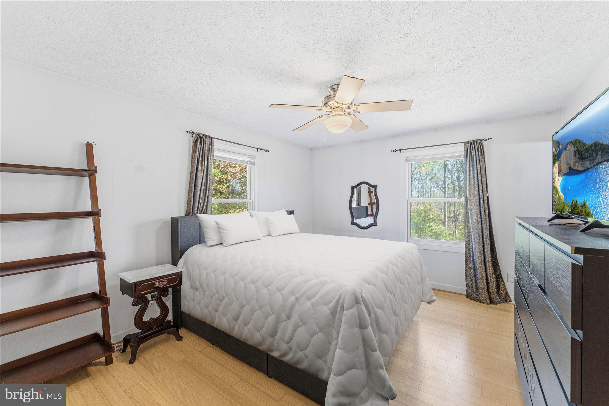 SHEN SHORES - Residential