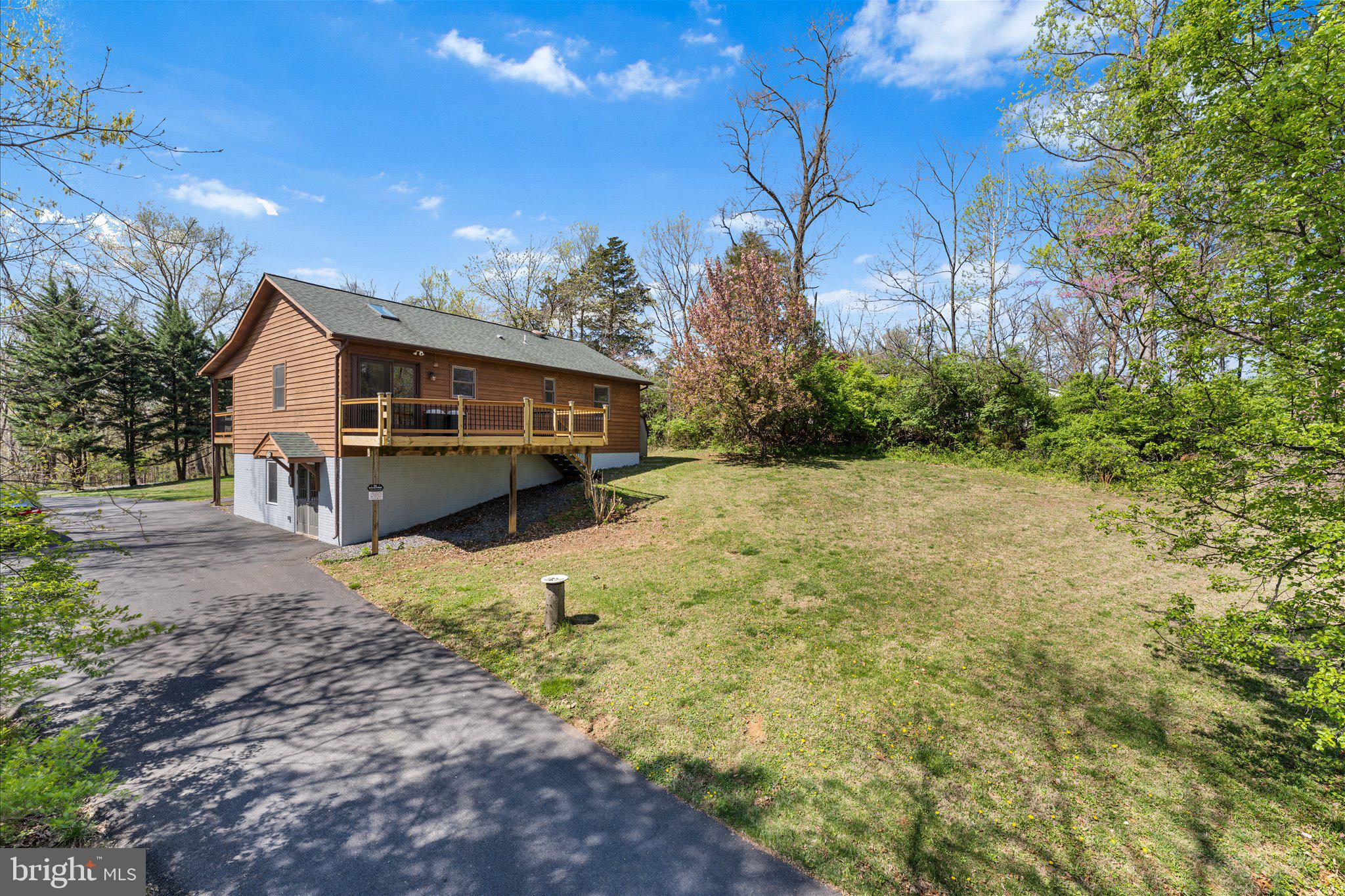 SHEN SHORES - Residential