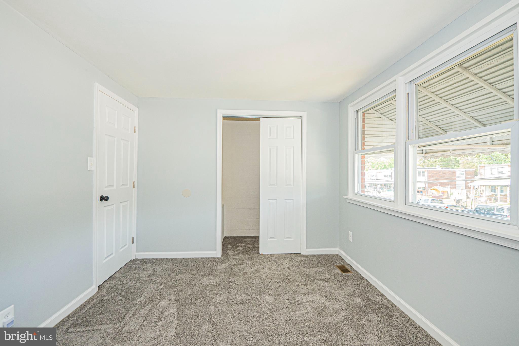 RIVERVIEW - Residential