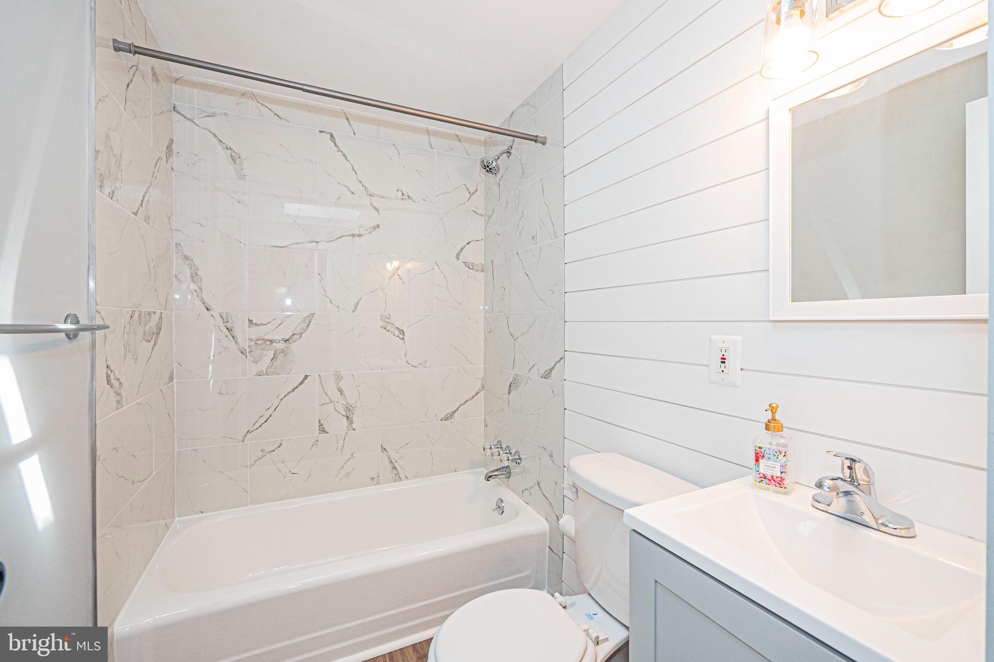 RIVERVIEW - Residential