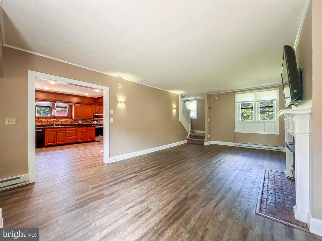 000 - Residential Lease