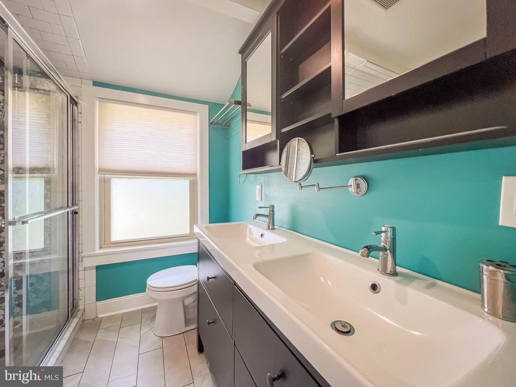 000 - Residential Lease