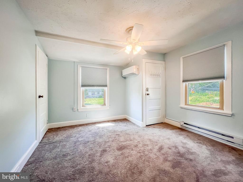 000 - Residential Lease