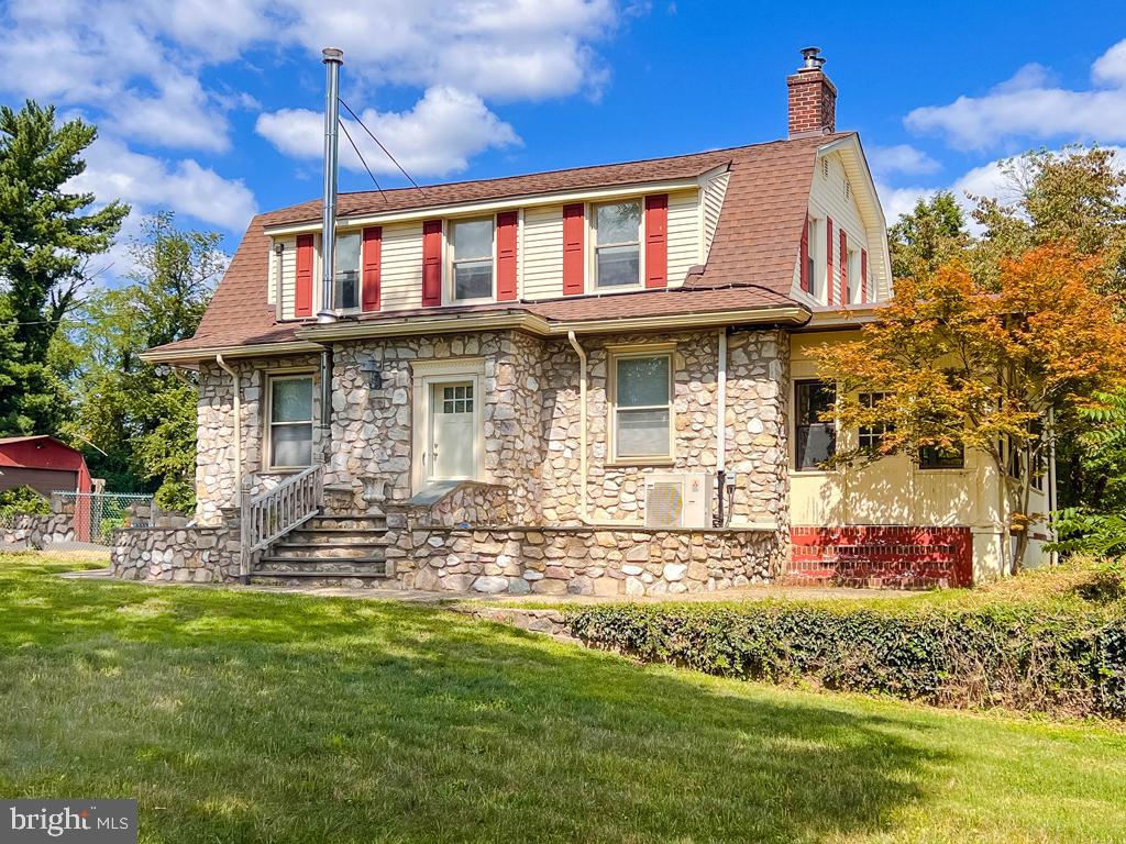 000 - Residential Lease