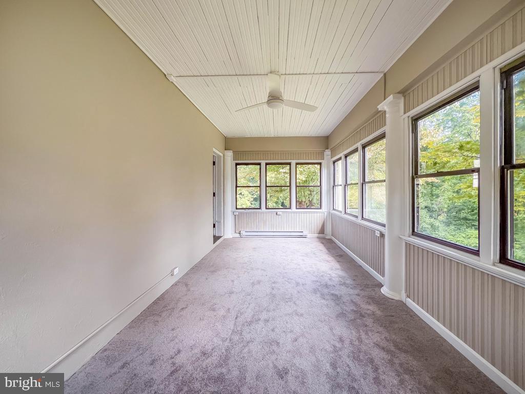 000 - Residential Lease