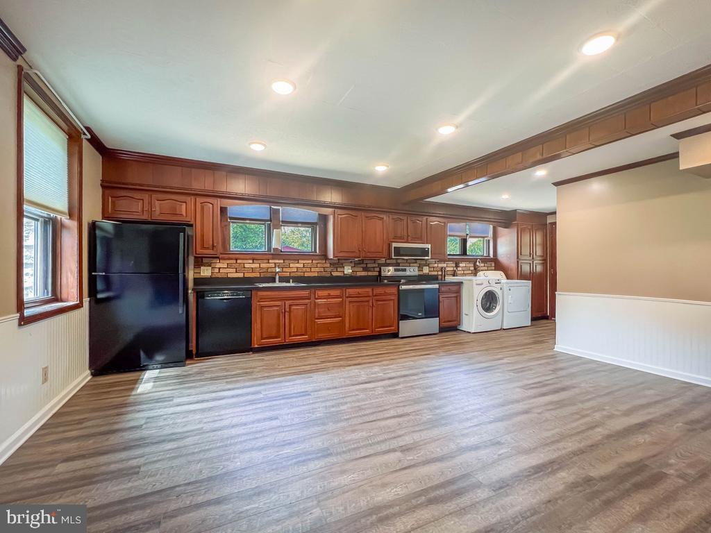 000 - Residential Lease