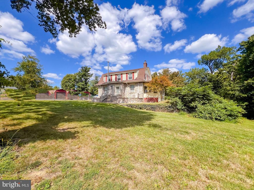 000 - Residential Lease