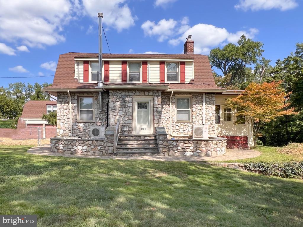 000 - Residential Lease