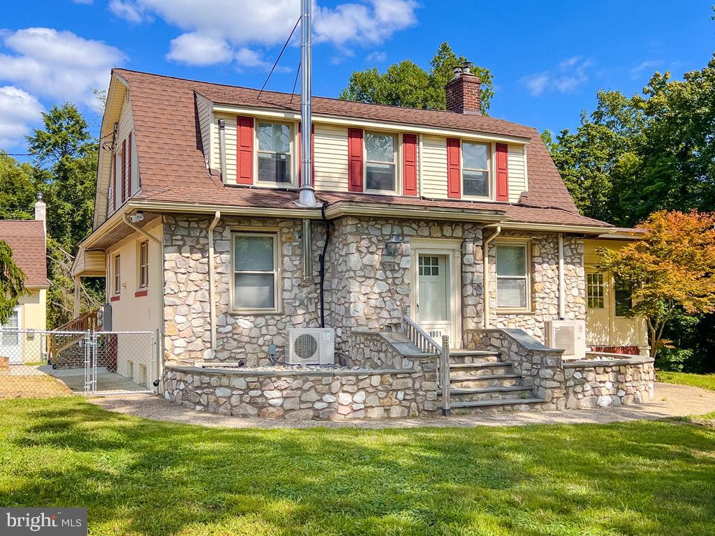 000 - Residential Lease