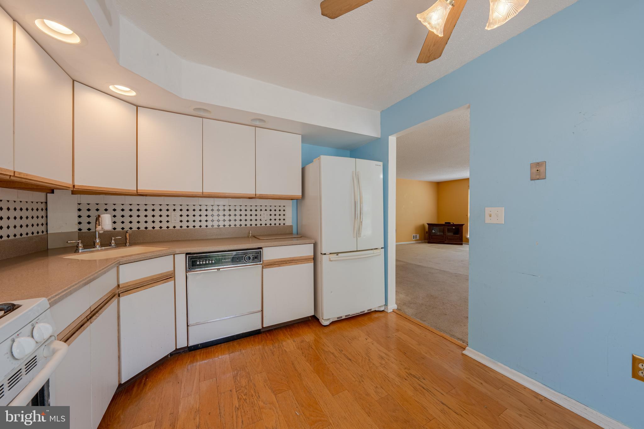 SOCIETY HILL - Residential