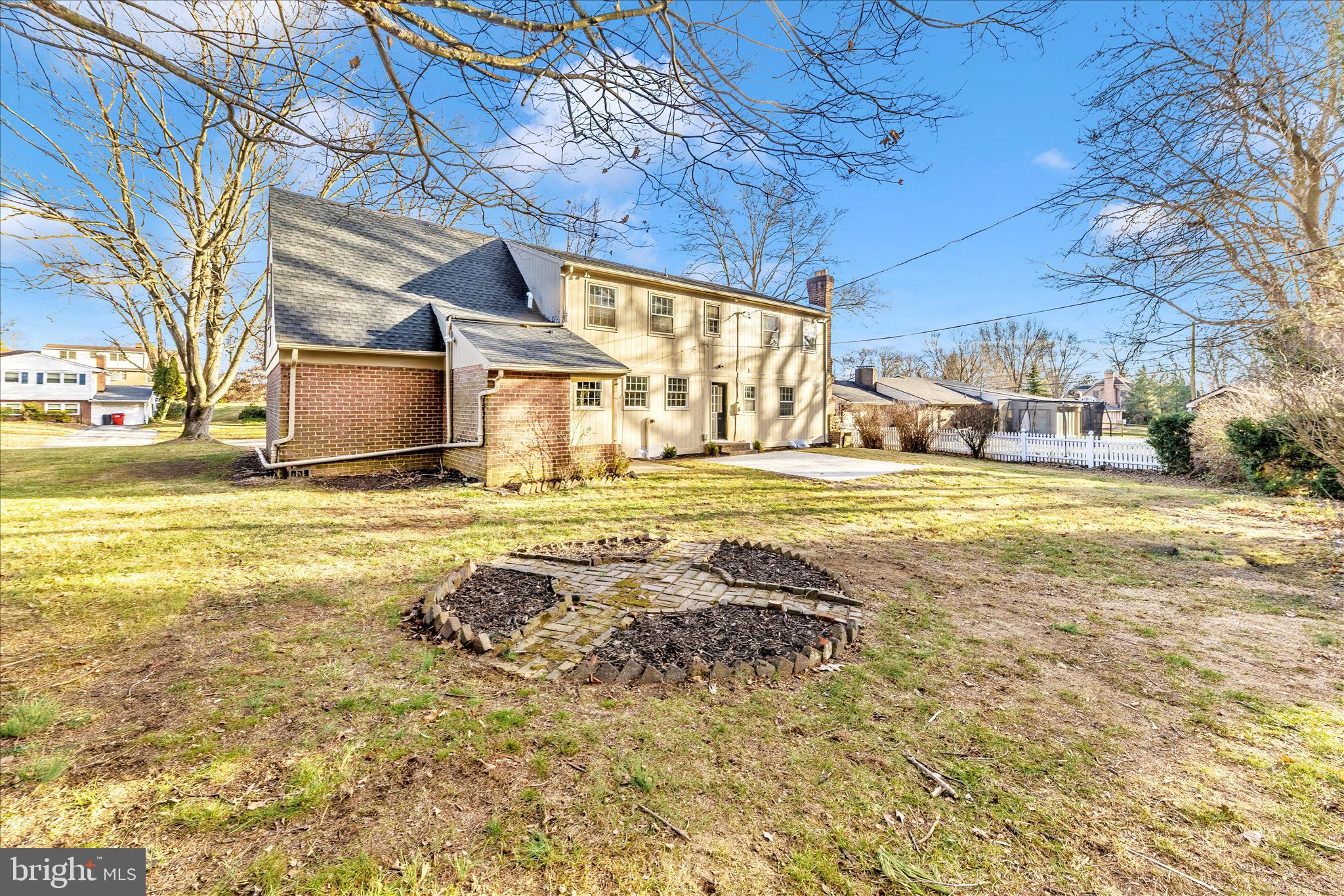 FOUNTAIN HEAD - Residential