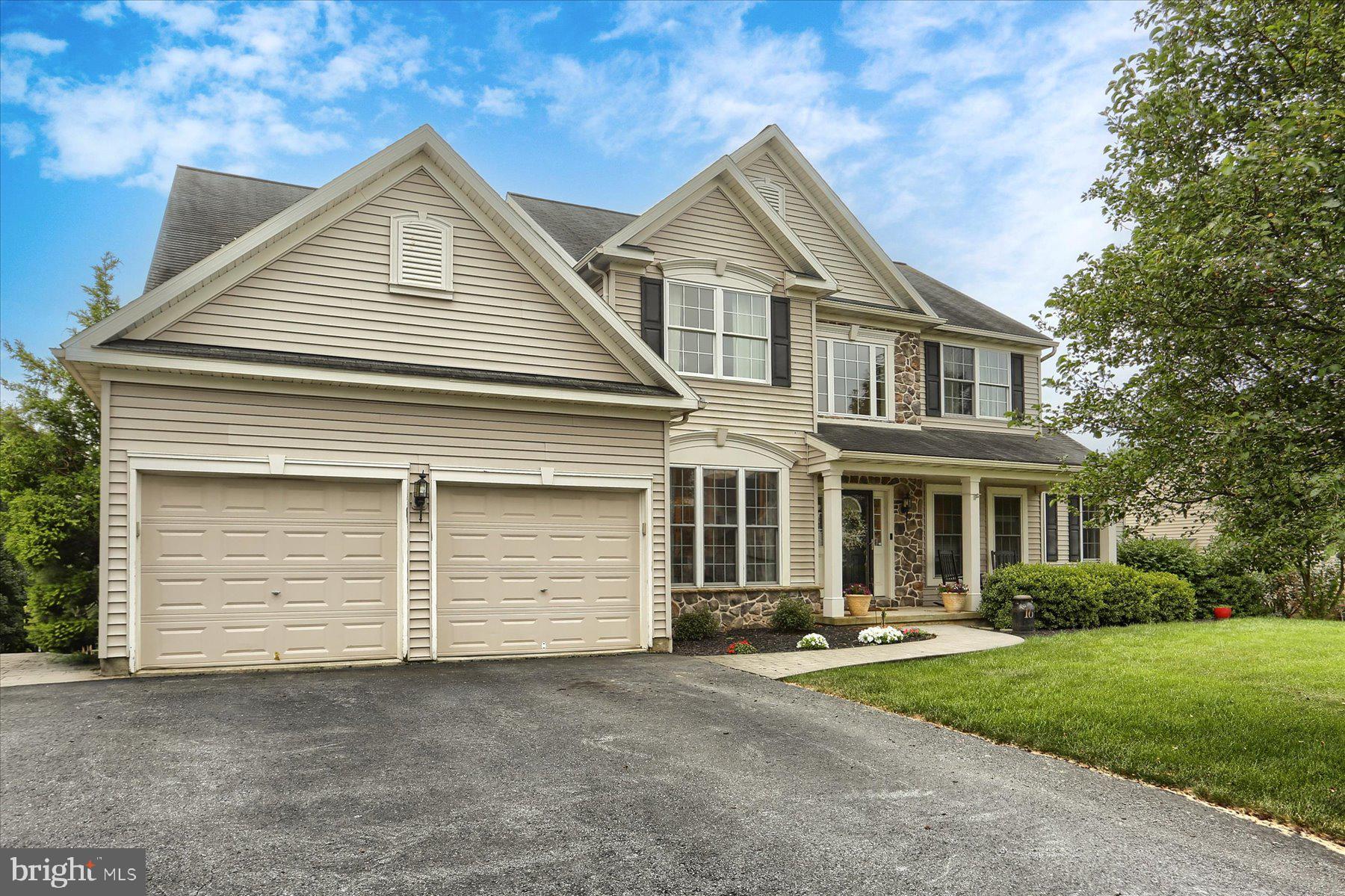 16 BLACKBERRY LANE