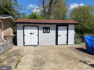 LE VELLE HEIGHTS - Residential