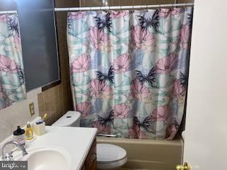 LE VELLE HEIGHTS - Residential