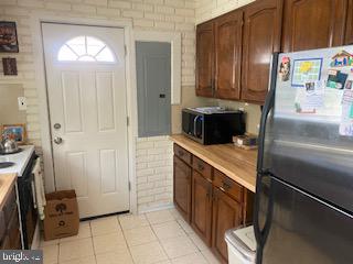 LE VELLE HEIGHTS - Residential