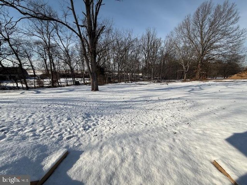 Photo of 5399 Canal Road, EAST BERLIN, PA 17316 (MLS # PAYK2095180)