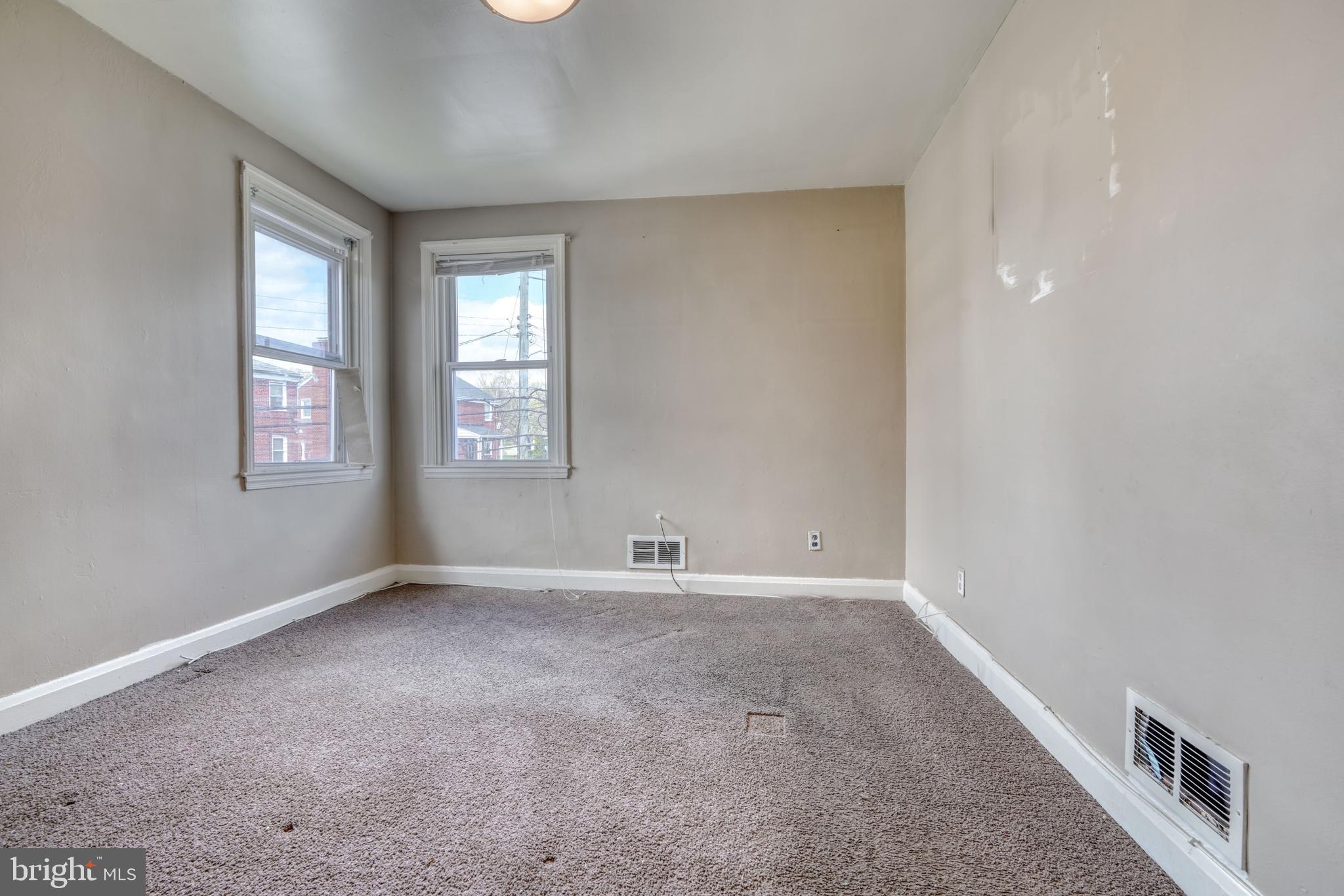 NORTHWOOD - Residential