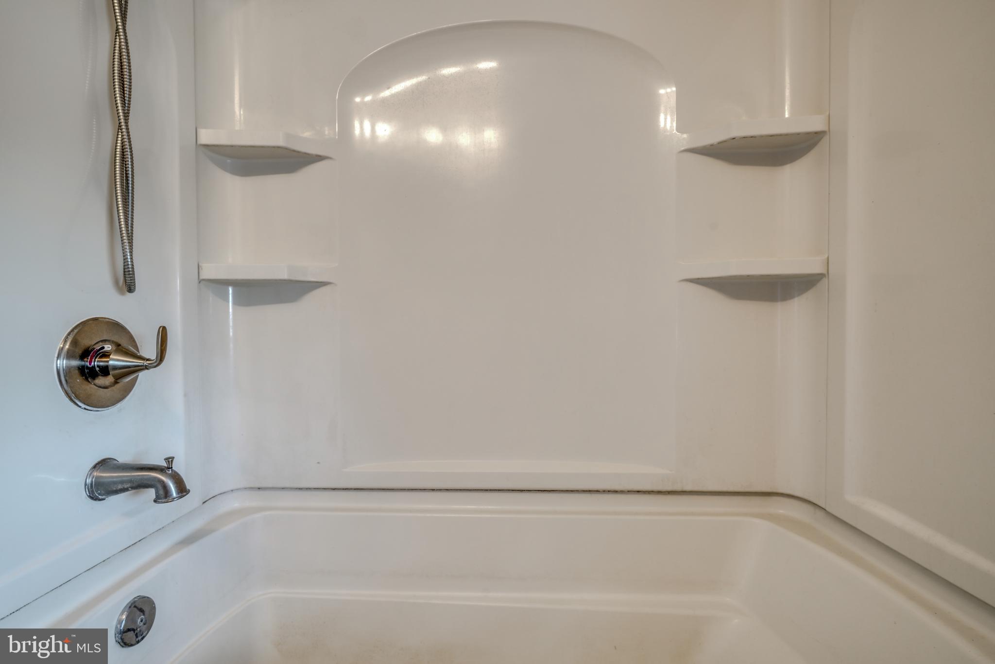 NORTHWOOD - Residential