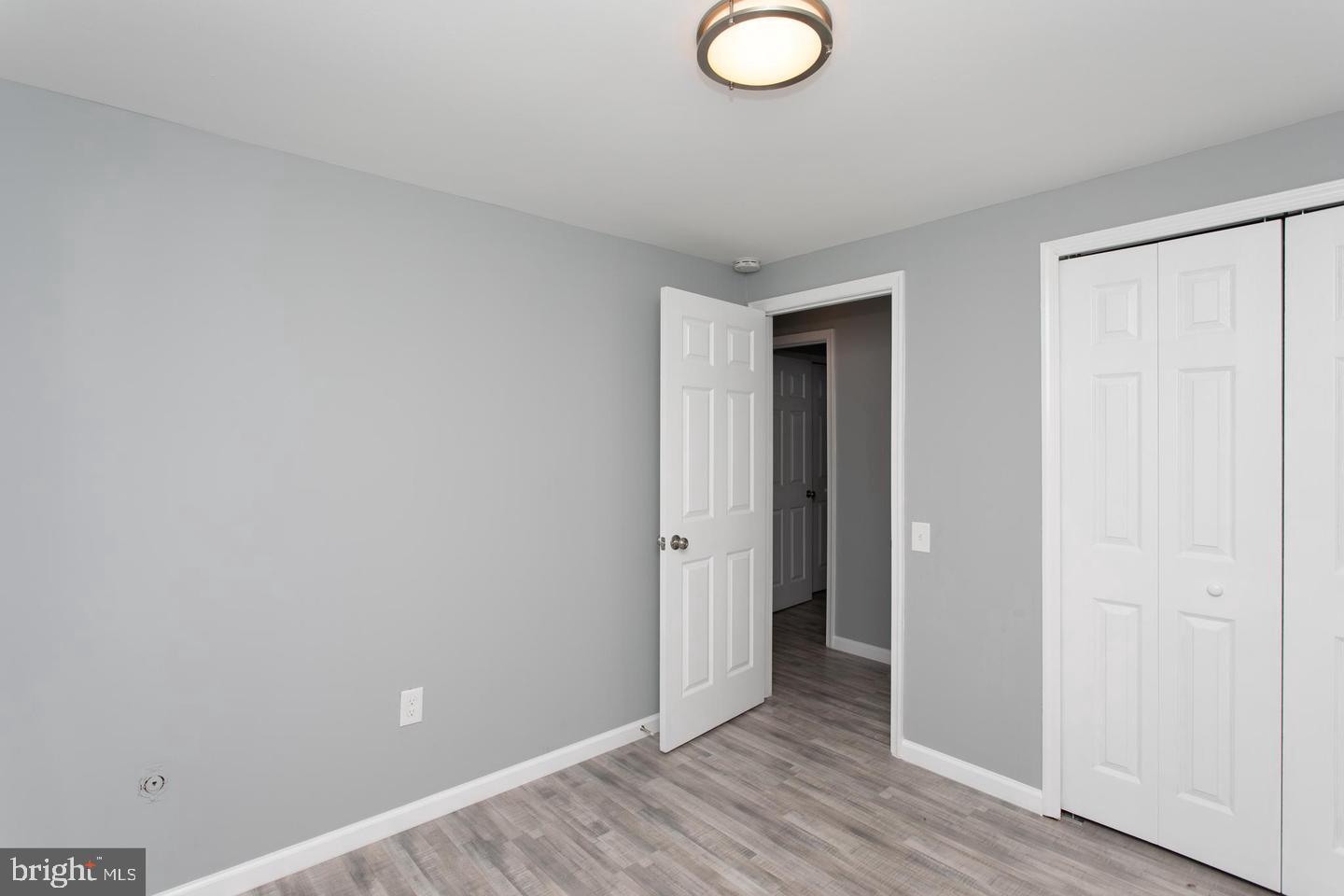 ST CHARLES WAKEFIELD - Residential Lease