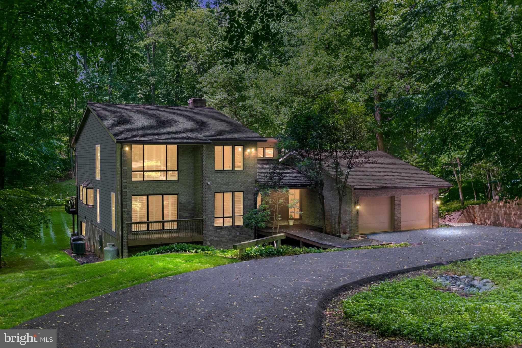 POTOMAC OUTSIDE - Residential