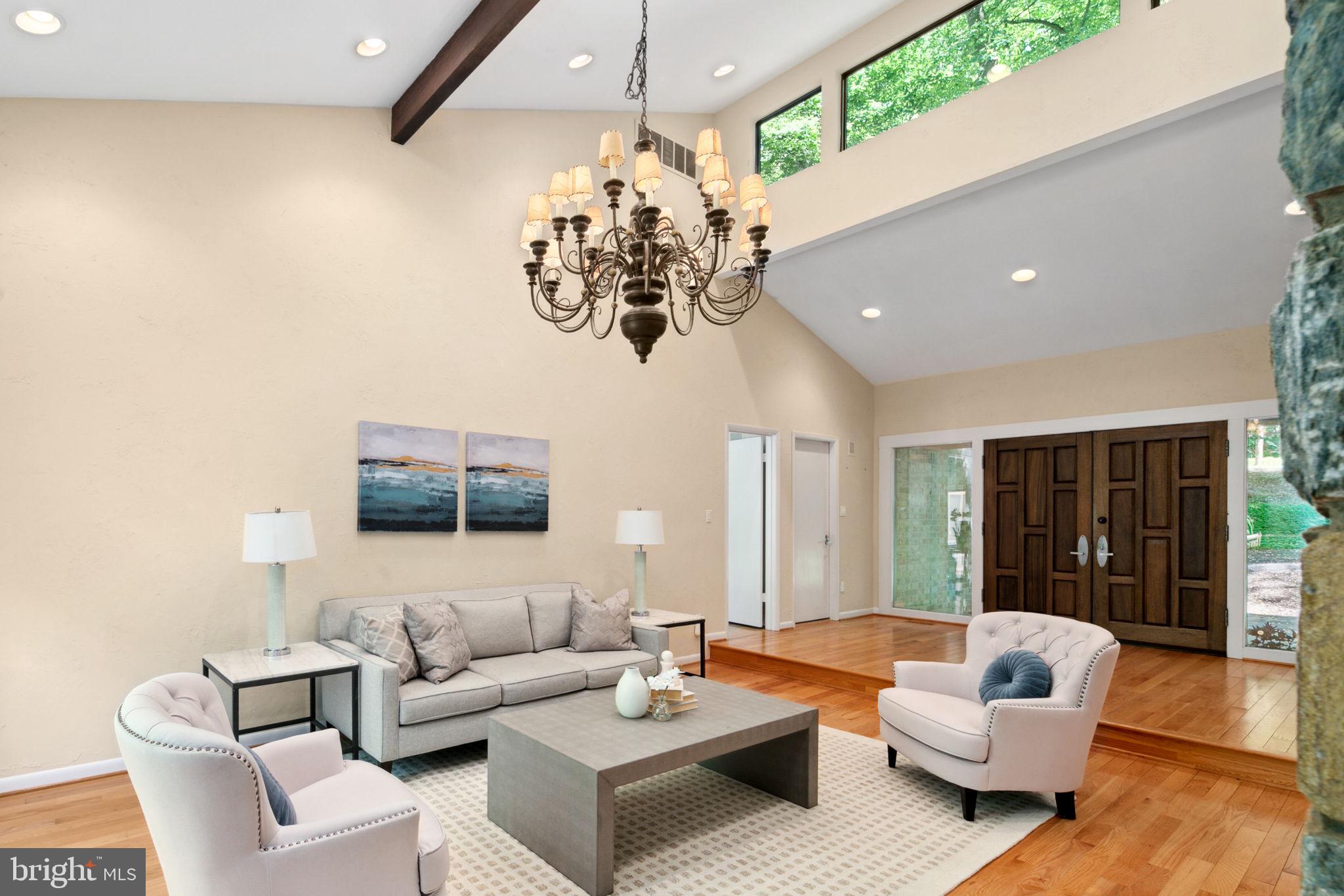 POTOMAC OUTSIDE - Residential