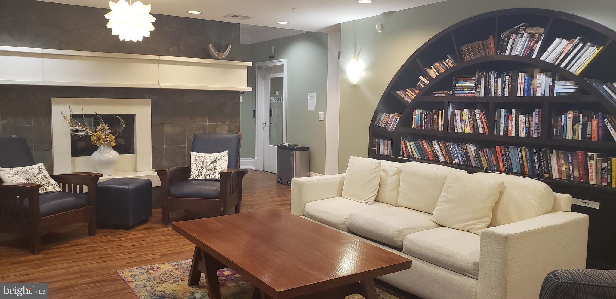 THE KENTLANDS - Residential Lease