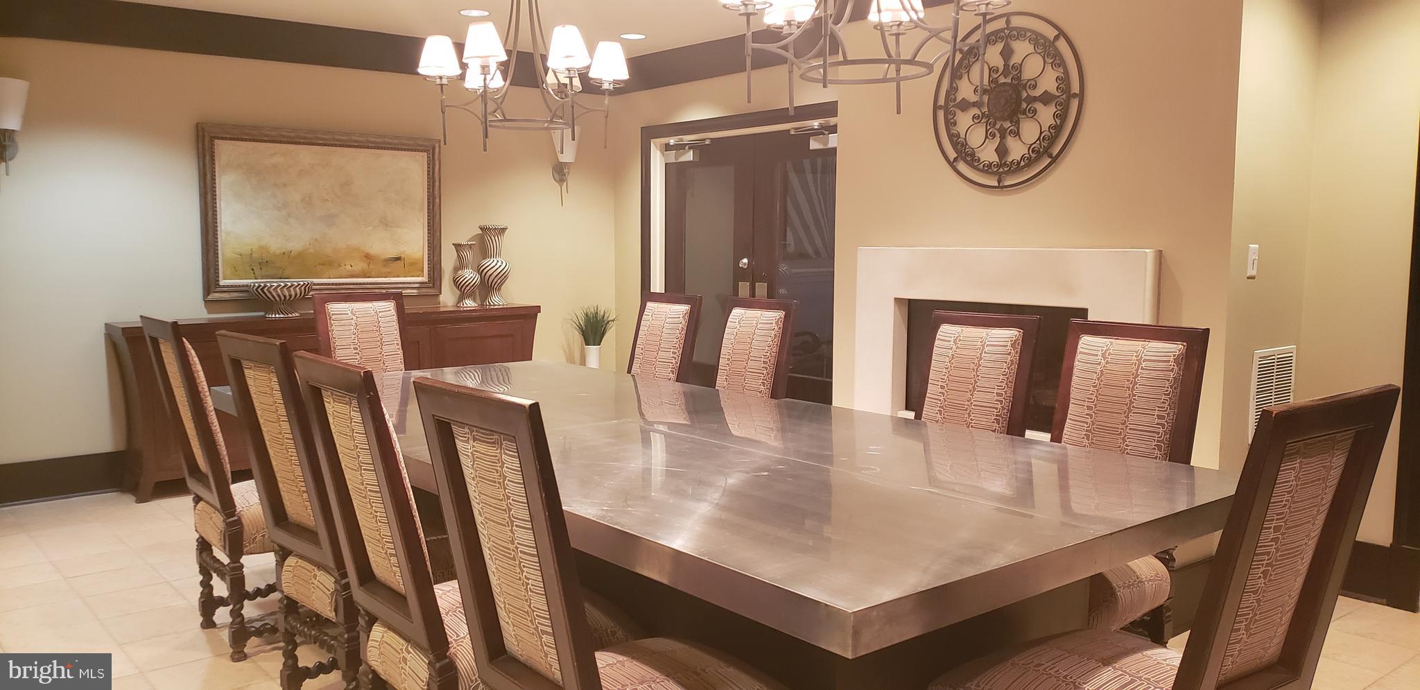 THE KENTLANDS - Residential Lease