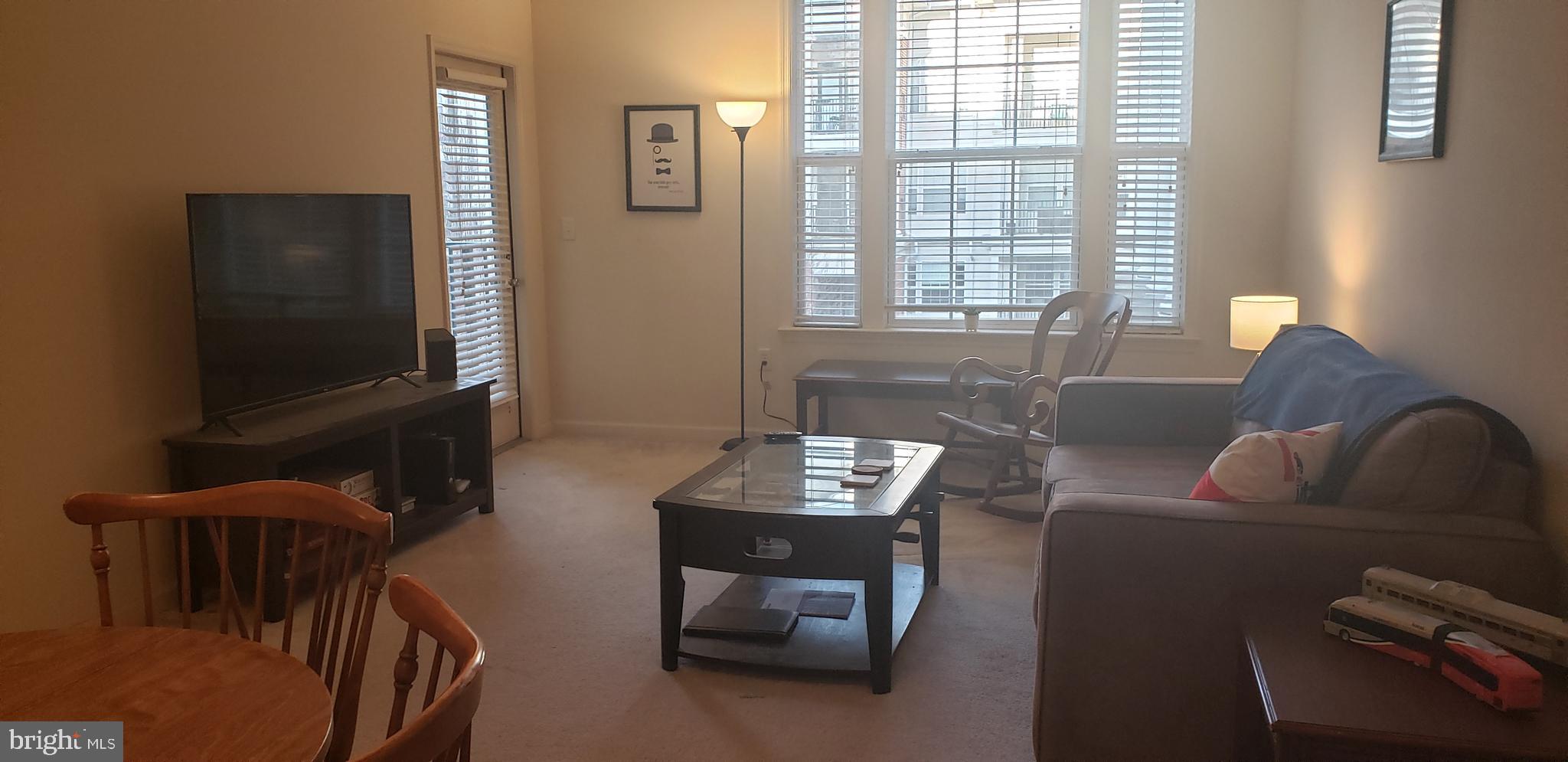 THE KENTLANDS - Residential Lease