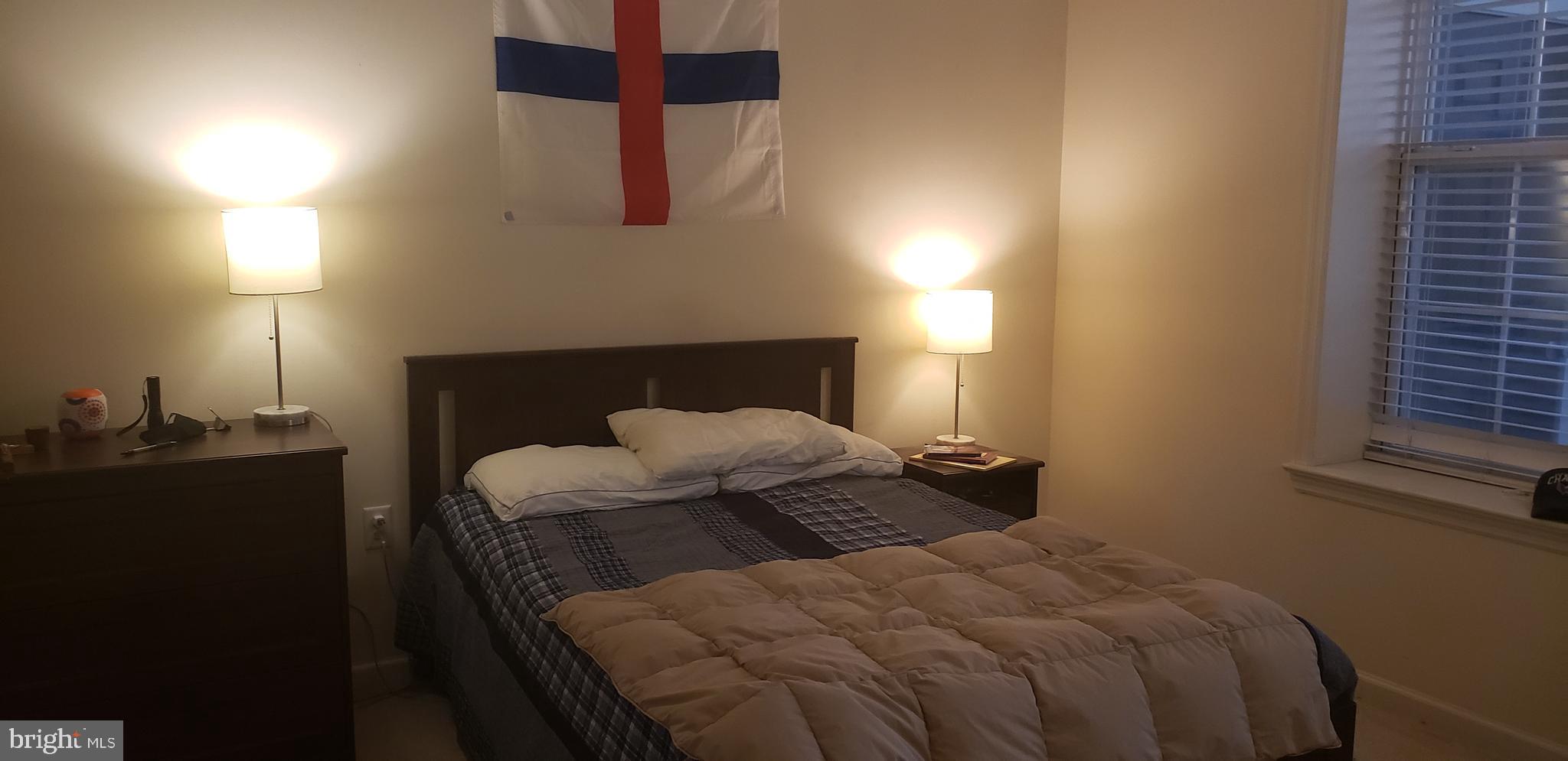 THE KENTLANDS - Residential Lease