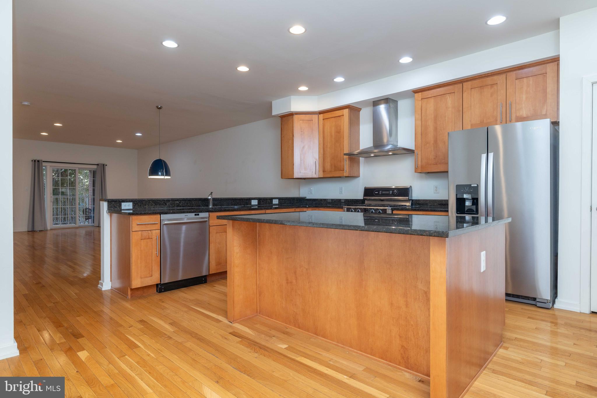 CHRISTINA LANDING - Residential