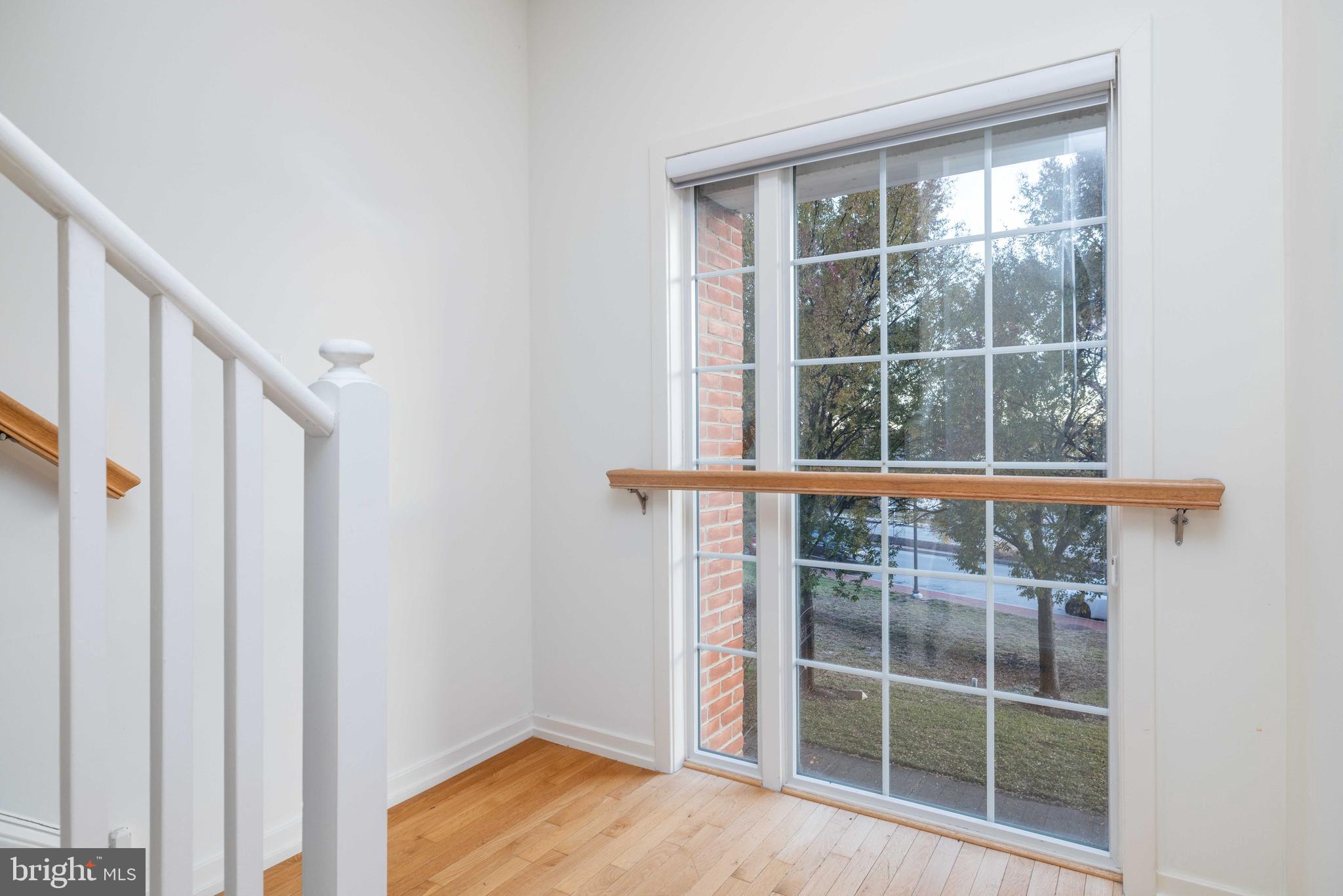 CHRISTINA LANDING - Residential