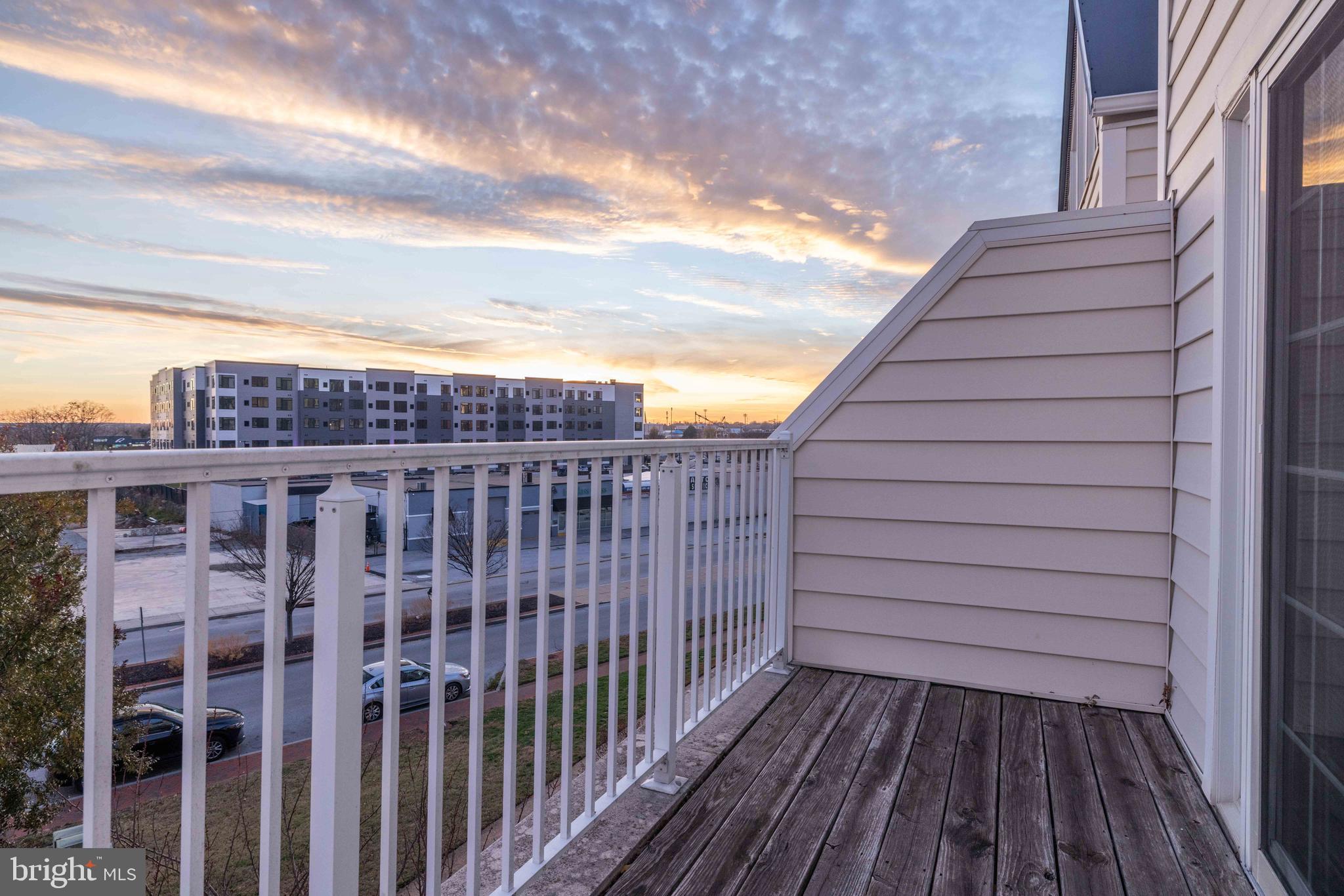 CHRISTINA LANDING - Residential