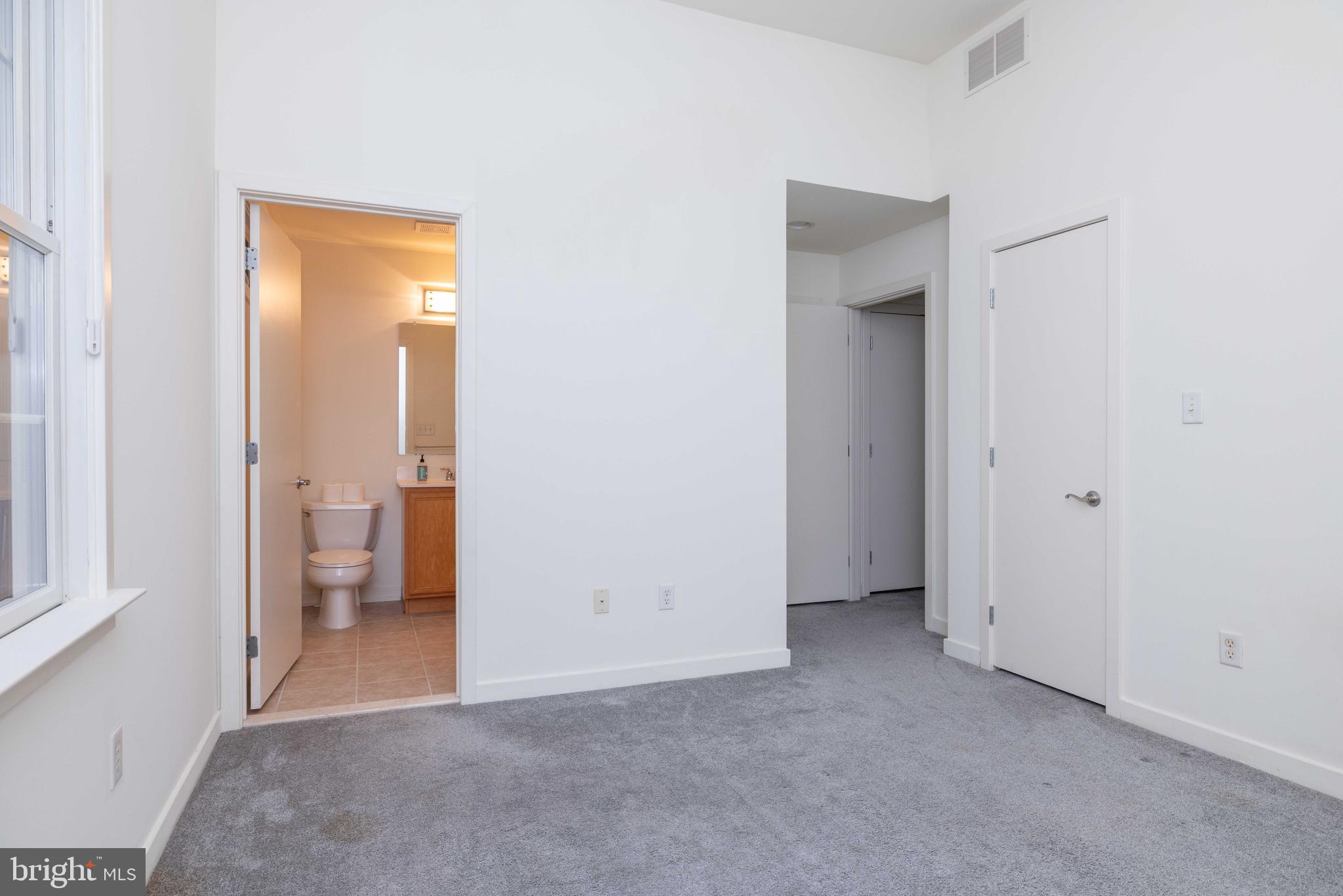 CHRISTINA LANDING - Residential