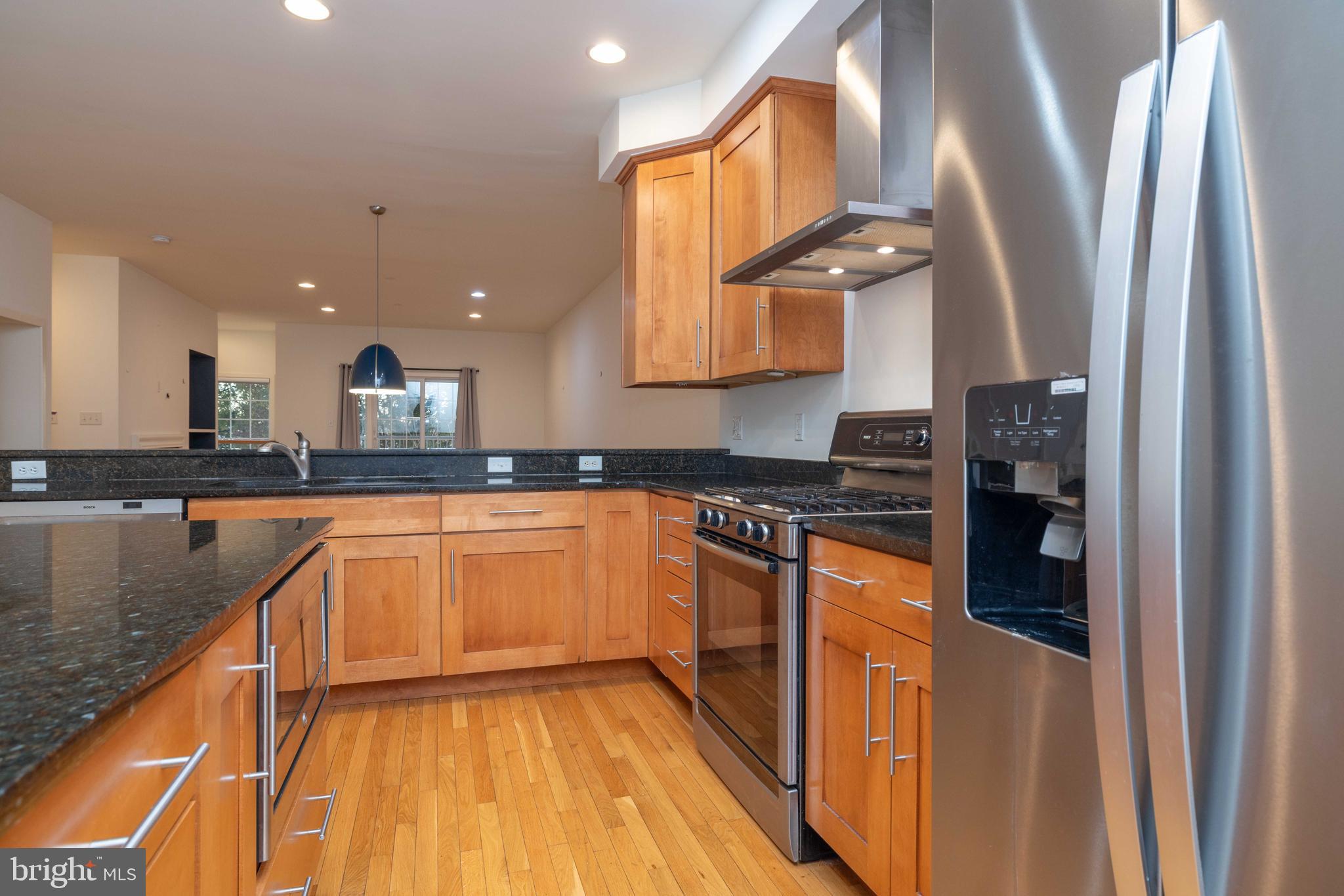 CHRISTINA LANDING - Residential