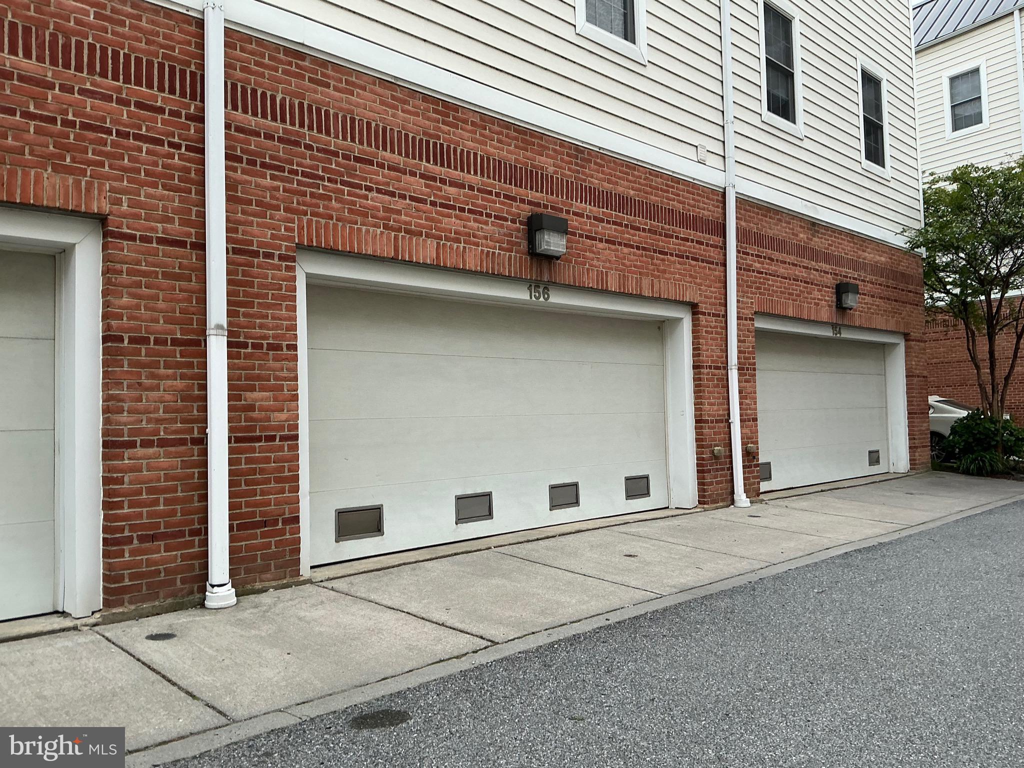 CHRISTINA LANDING - Residential